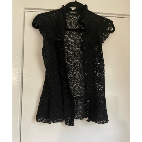 Mandee Lace short sleeve button down Cardigan size Small - Picture 1 of 7